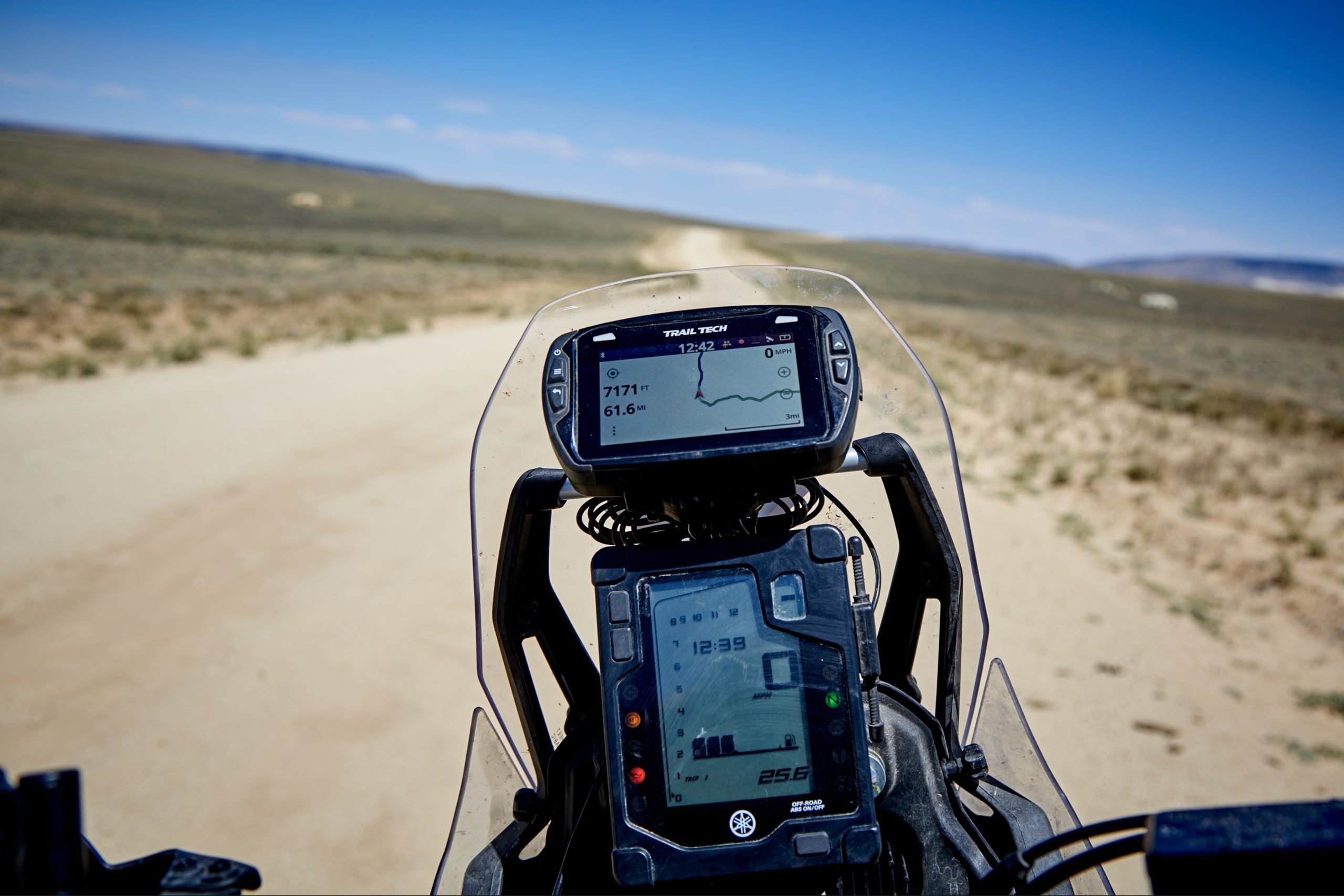 Yamaha Tenere 700 - Trail Tech Voyager Pro / Moto Trails USA